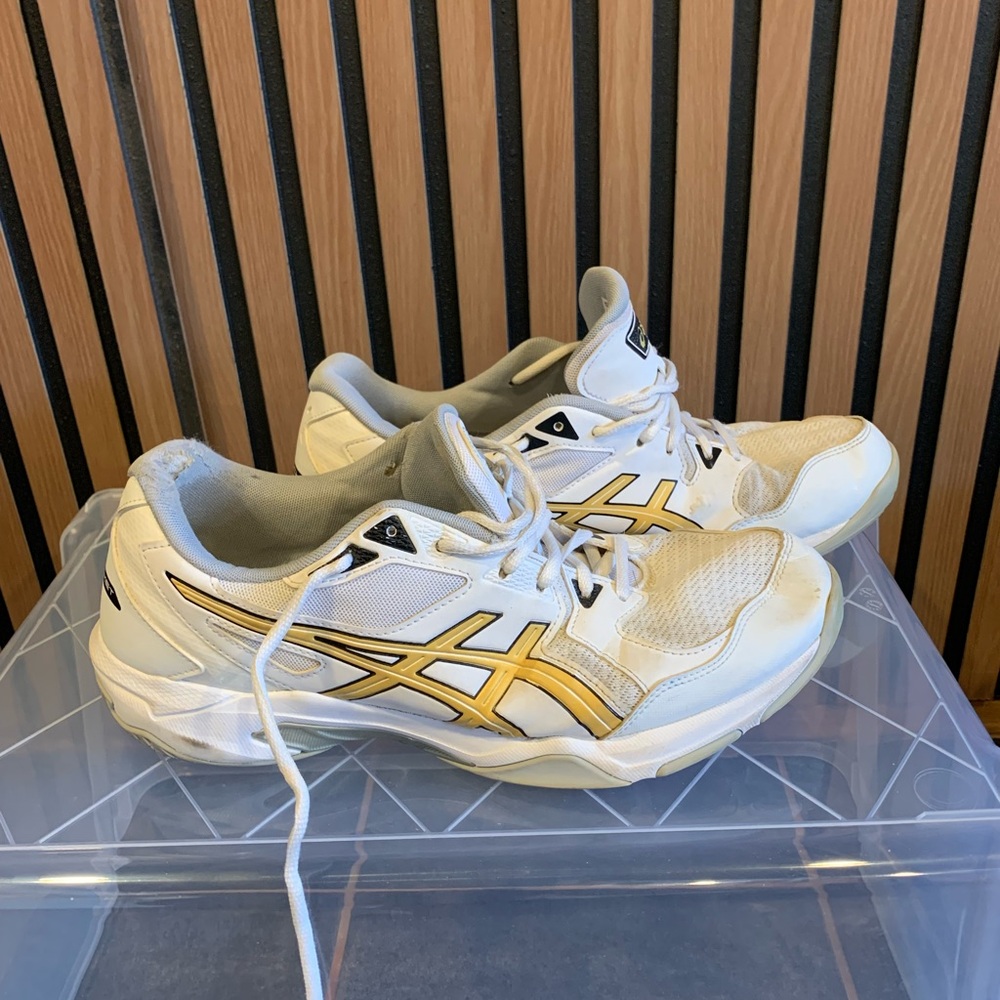 ASICS White and Gold Lace-Up Athletic Sneakers
